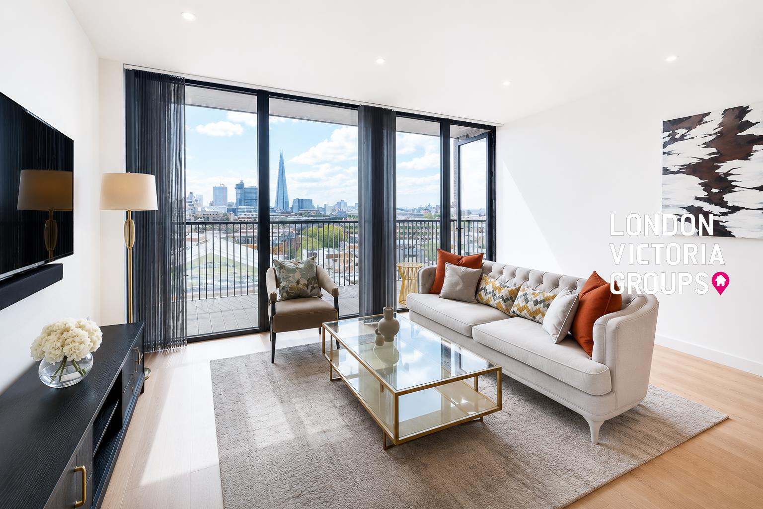 3 bed property in 1 Emery Way, London